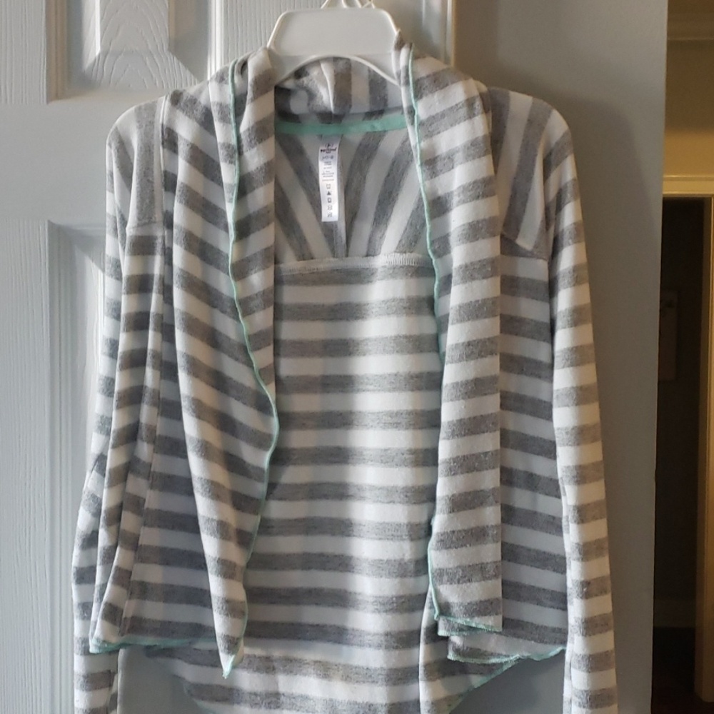 Stripped open jacket